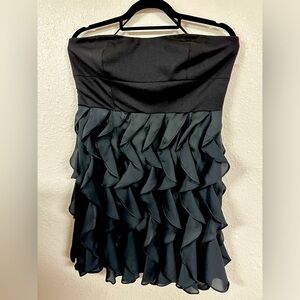 Stunning Lauren Conrad formal dress